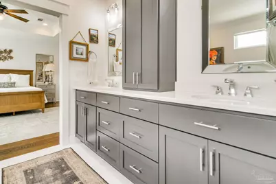 1411 E Hatton St, Pensacola, FL 32503 - Photo 13