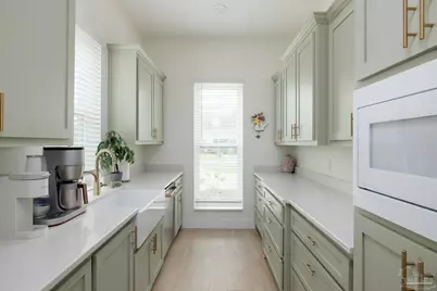 1806 E Hernandez St, Pensacola, FL 32503 - Photo 15