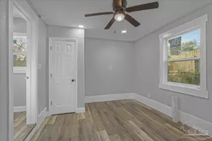 8 Mindoro Cir, Pensacola, FL 32507 - Photo 23