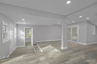 8 Mindoro Cir, Pensacola, FL 32507 - Photo 11