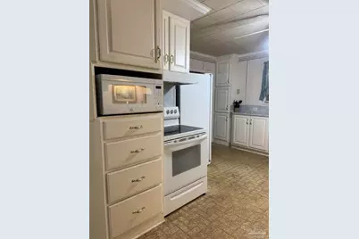 7880 Gregg Rd, Pensacola, FL 32514 - Photo 9