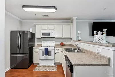 156 Swaying Pine Ct, Crestview, FL 32539 - Photo 9