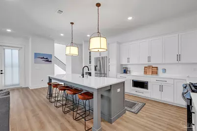 5626 Trout Ln, Pensacola, FL 32507 - Photo 7