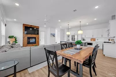 5626 Trout Ln, Pensacola, FL 32507 - Photo 11