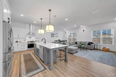 5626 Trout Ln, Pensacola, FL 32507 - Photo 5