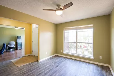 1566 Twin Pines Cir, Cantonment, FL 32533 - Photo 9
