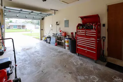 8179 Sedgefield Dr, Pensacola, FL 32507 - Photo 27