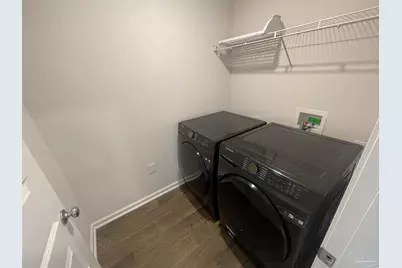 10541 Queens Gate Cir, Pensacola, FL 32506 - Photo 9