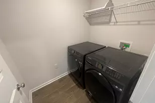 10541 Queens Gate Cir, Pensacola, FL 32506 - Photo 9