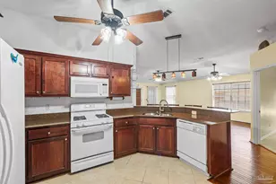 785 Ladner Dr, Pensacola, FL 32505 - Photo 11