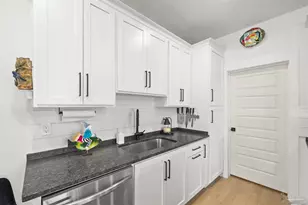 921 W Jackson St, Pensacola, FL 32501 - Photo 17