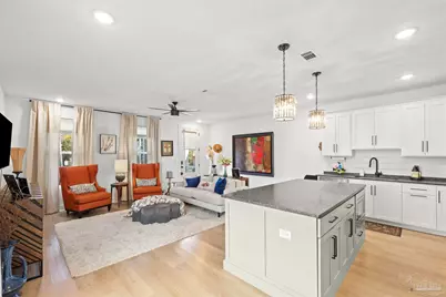 921 W Jackson St, Pensacola, FL 32501 - Photo 9