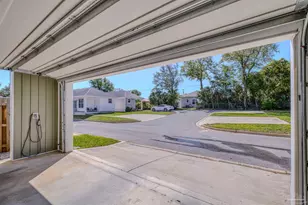 921 W Jackson St, Pensacola, FL 32501 - Photo 45