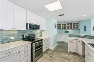 8269 Gulf Blvd, Navarre Beach, FL 32566 - Photo 17