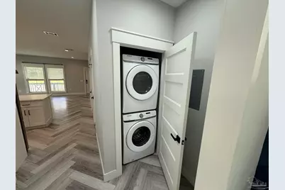 1011 K St, Pensacola, FL 32501 - Photo 17