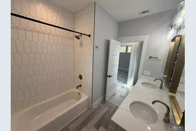 1011 K St, Pensacola, FL 32501 - Photo 5