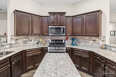 1911 Ladybird Ln, Gulf Breeze, FL 32566 - Photo 9