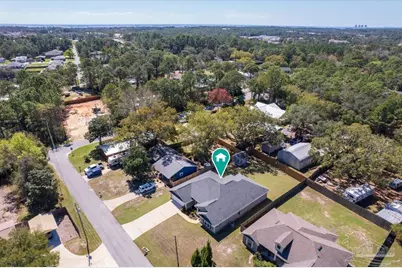 1911 Ladybird Ln, Gulf Breeze, FL 32566 - Photo 43