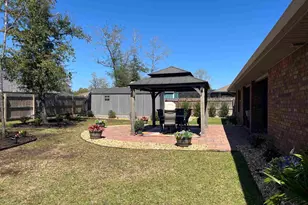 6100 Parsonage Cir, Milton, FL 32570 - Photo 9