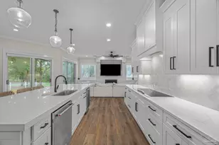 3175 Marcus Pointe Blvd, Pensacola, FL 32505 - Photo 15