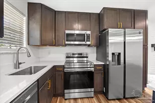 5897 Somerset Dr, Pensacola, FL 32526 - Photo 3