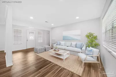 5897 Somerset Dr, Pensacola, FL 32526 - Photo 7