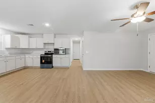 3809 W Moreno St, Pensacola, FL 32505 - Photo 5