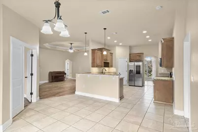 6096 Winchester Cir, Milton, FL 32570 - Photo 13