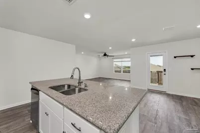 5557 Galahad Trl, Milton, FL 32583 - Photo 19