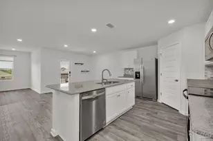 5557 Galahad Trl, Milton, FL 32583 - Photo 9