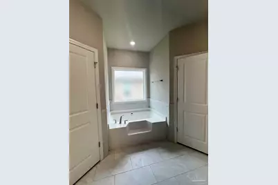 2305 Habersham Ln, Cantonment, FL 32533 - Photo 9