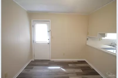 3219 Fresno Ave, Pensacola, FL 32526 - Photo 7