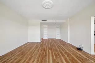 825 Bayshore Dr, Pensacola, FL 32507 - Photo 11