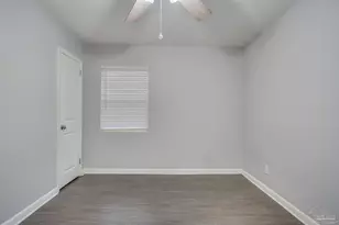 1004 Kearny Dr, Pensacola, FL 32505 - Photo 15