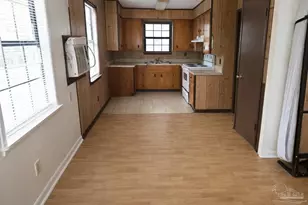 335 Vera St, Pensacola, FL 32514 - Photo 15