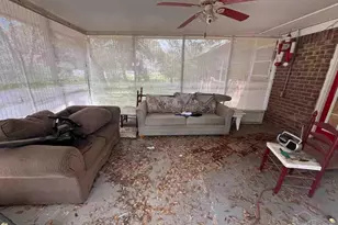 8133 Mobile Hwy, Pensacola, FL 32526 - Photo 7