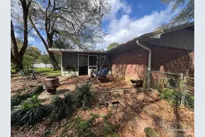 8133 Mobile Hwy, Pensacola, FL 32526 - Photo 5