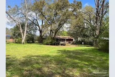 8133 Mobile Hwy, Pensacola, FL 32526 - Photo 9