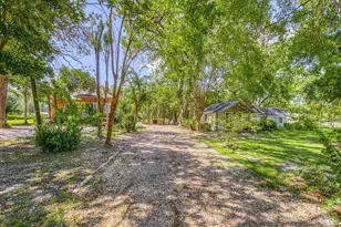 1701 Sowell Rd, Brewton, AL 36426 - Photo 13