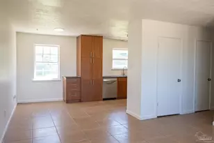 7092 Apple St, Pensacola, FL 32503 - Photo 7