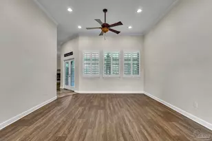 4401 Essex Terrace Cir, Pace, FL 32571 - Photo 5