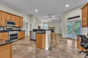 4401 Essex Terrace Cir, Pace, FL 32571 - Photo 9