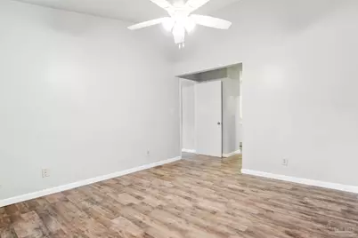 2303 W Michigan Ave #A6, Pensacola, FL 32526 - Photo 23