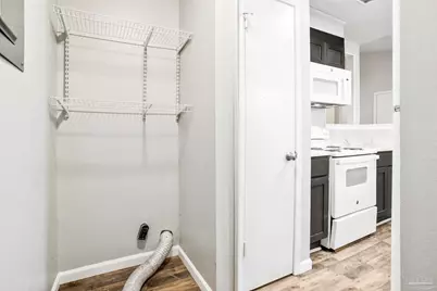 2303 W Michigan Ave #A6, Pensacola, FL 32526 - Photo 11