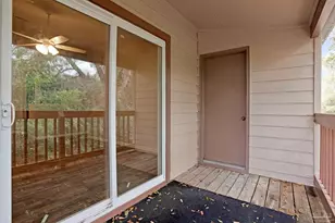 2303 W Michigan Ave, Pensacola, FL 32526 - Photo 37