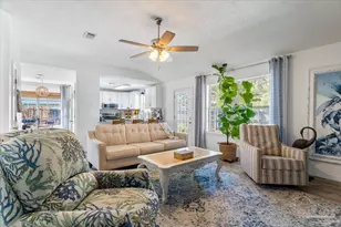 2078 Shadow Lake Dr, Gulf Breeze, FL 32563 - Photo 9