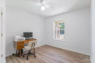 2078 Shadow Lake Dr, Gulf Breeze, FL 32563 - Photo 17