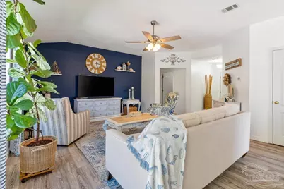 2078 Shadow Lake Dr, Gulf Breeze, FL 32563 - Photo 7