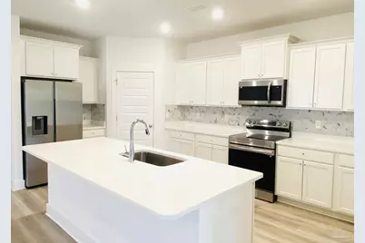 874 Windhill Dr, Cantonment, FL 32533 - Photo 5