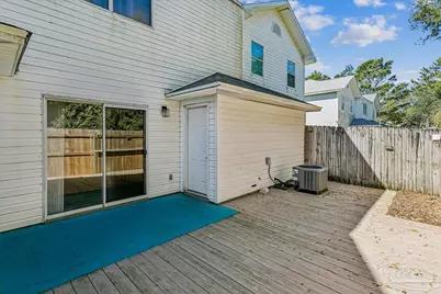 6922 Sea Turtle Cir, Navarre, FL 32566 - Photo 23